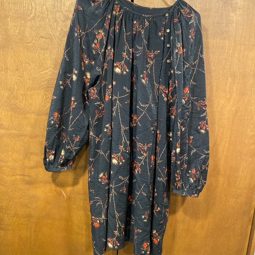 Black Floral Button-Shoulder Long Sleeve Dress
